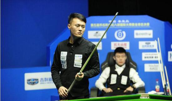 出现戏剧性 出现戏剧性