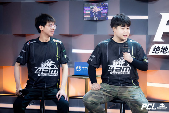 在第三晚极 在第三晚极